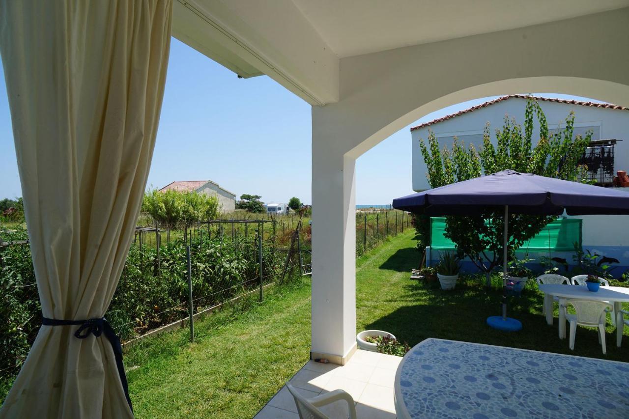 Vila Dolphins House Paralia Avdhiron Exteriér fotografie